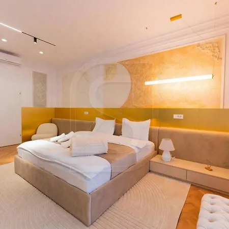 Rosenthal By Kristal Collection Apartment