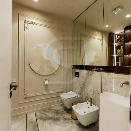 Apartment Rosenthal By Kristal Collection
