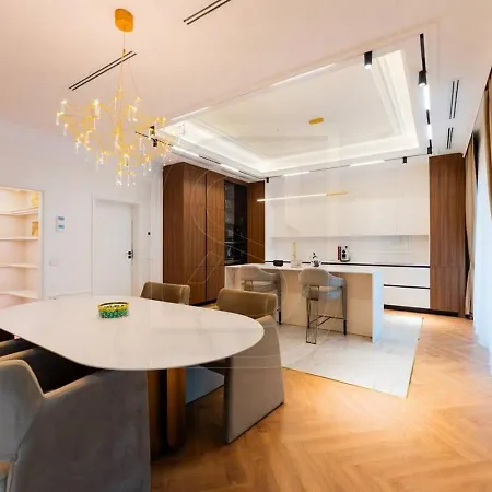 Rosenthal By Kristal Collection Apartment *
